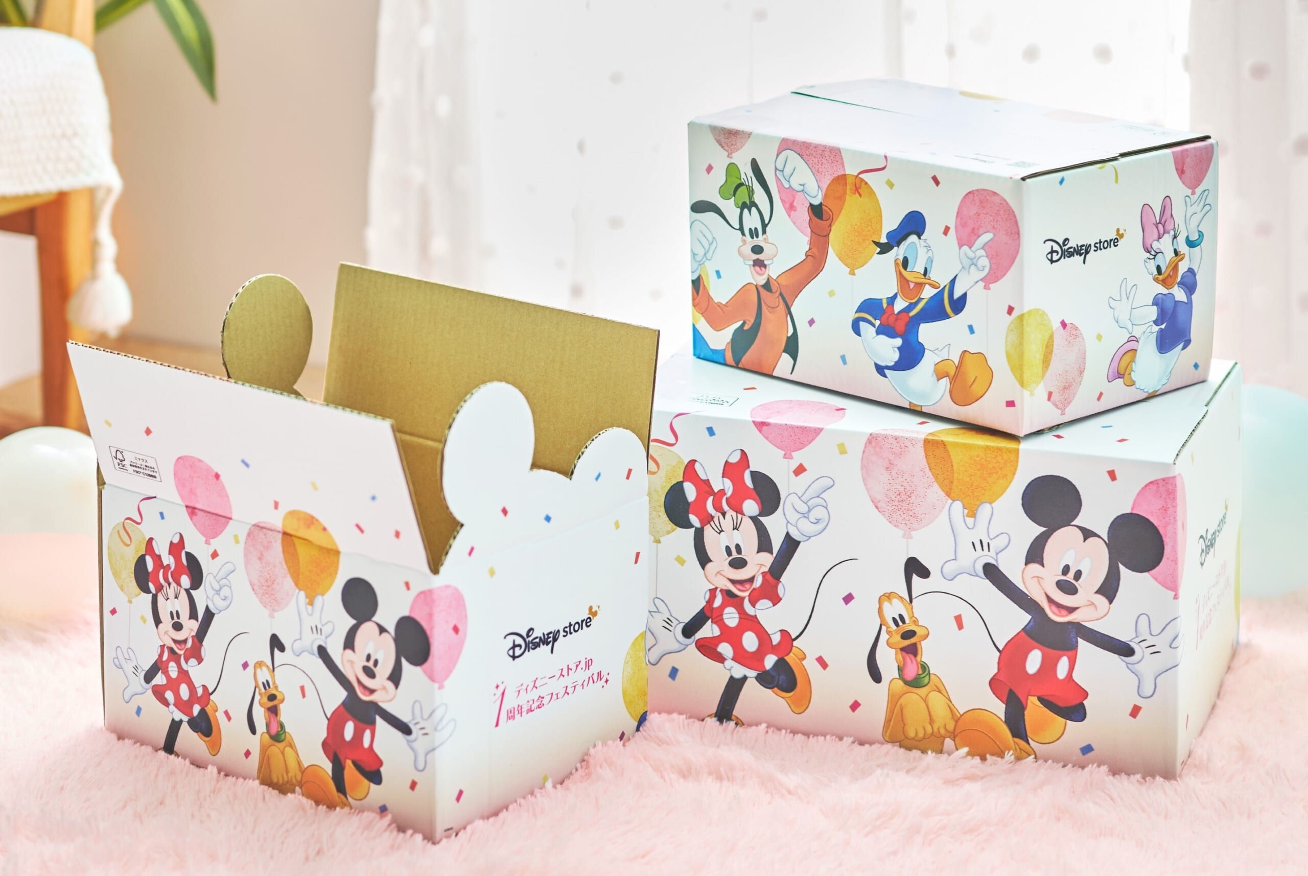 ディズニーストアにシチズンコラボの腕時計登場