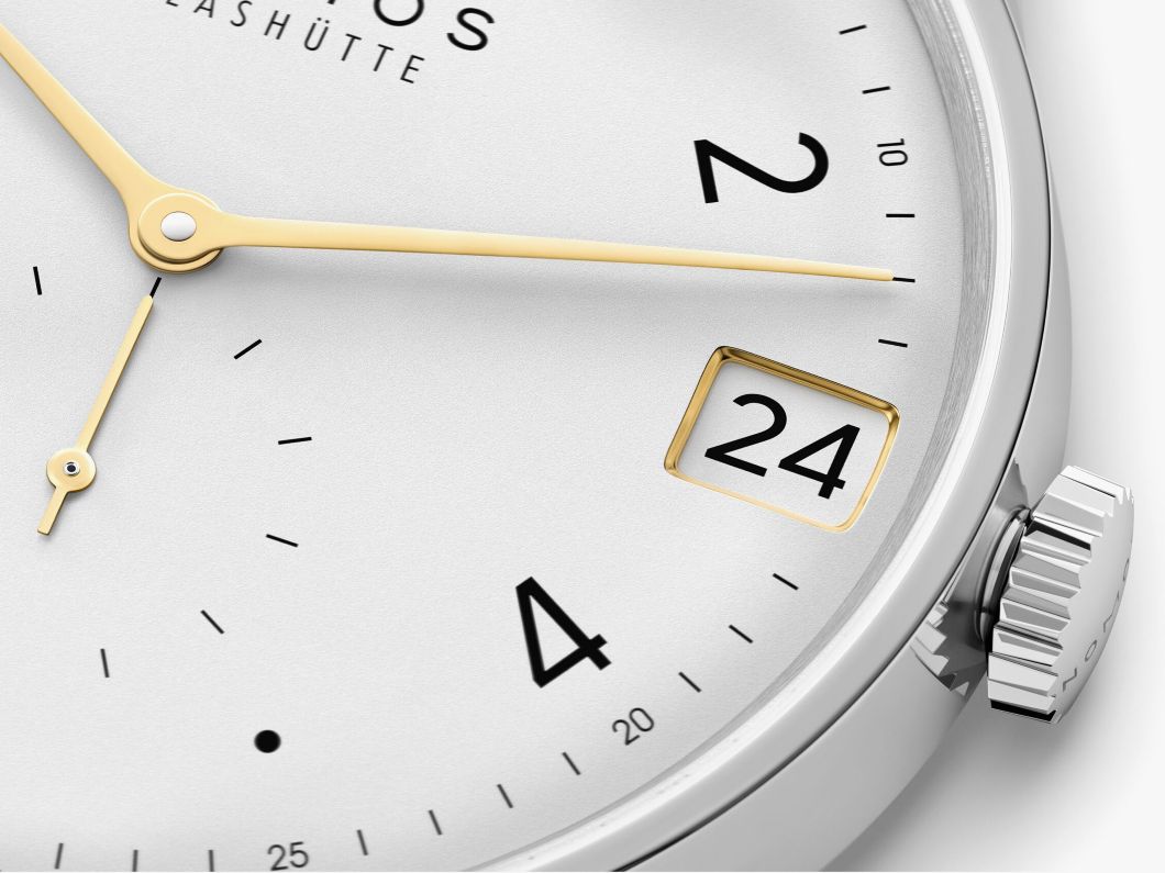NOMOS GLASHÜTTE minimatik-39-date