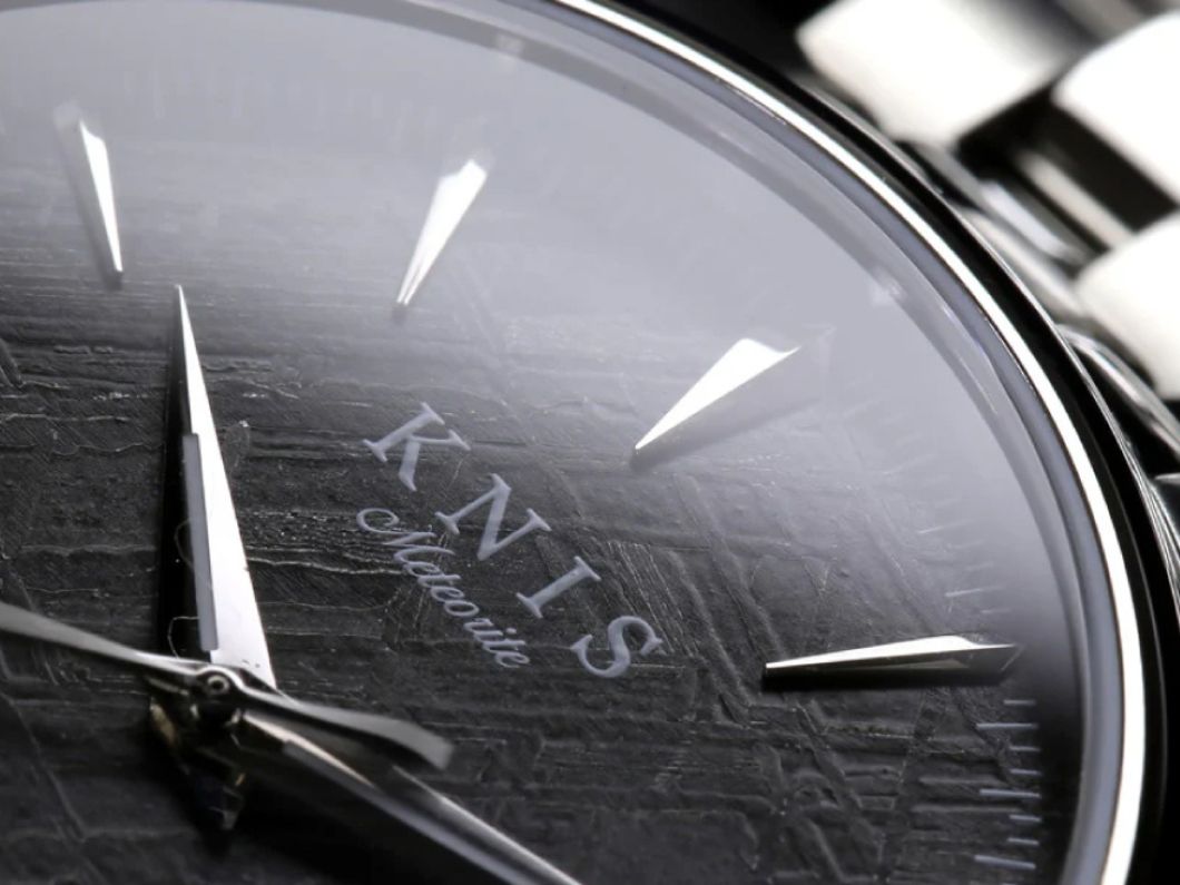 KNIS（ニス） ニス メテオライト ダイアル ウォッチ