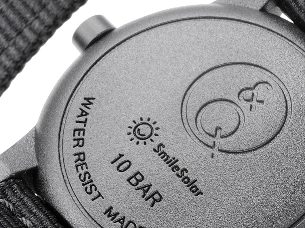 シチズン Q&Q Smile Solar（キューアンドキュー スマイルソーラー） キャプテンスタッグ コラボウオッチ