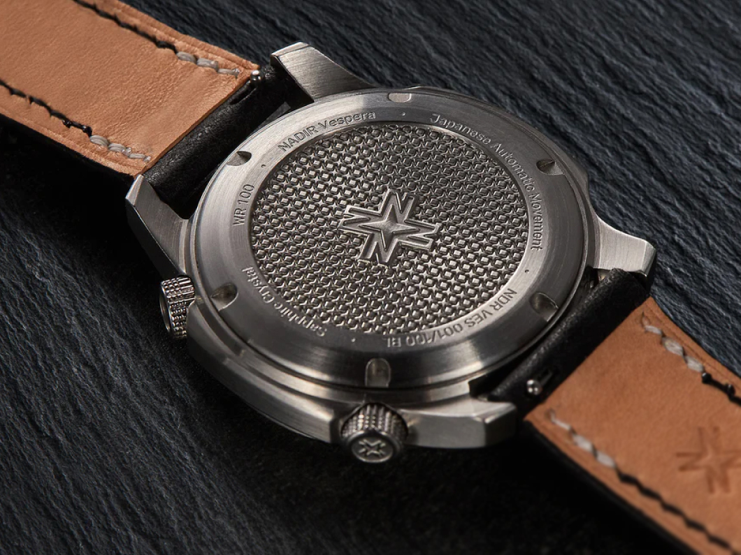 Vespera-Grey_top